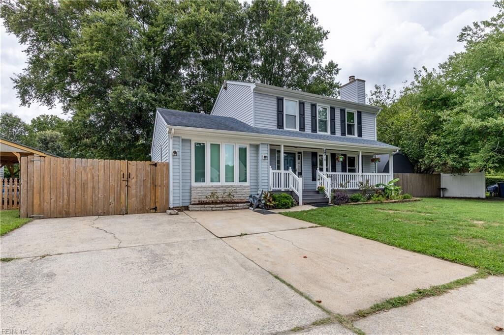 Property Photo: 708 Glen Oak Xing VA 23323