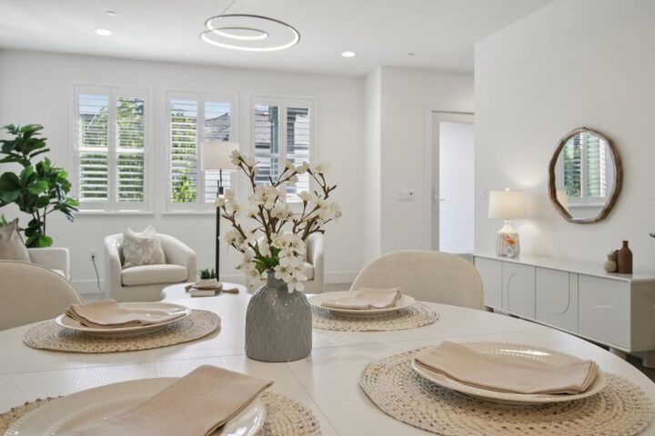 Property Photo: 26 Avondale Avenue CA 94062