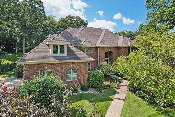 5670 Ashbourne Lane  Fitchburg WI 53711 photo