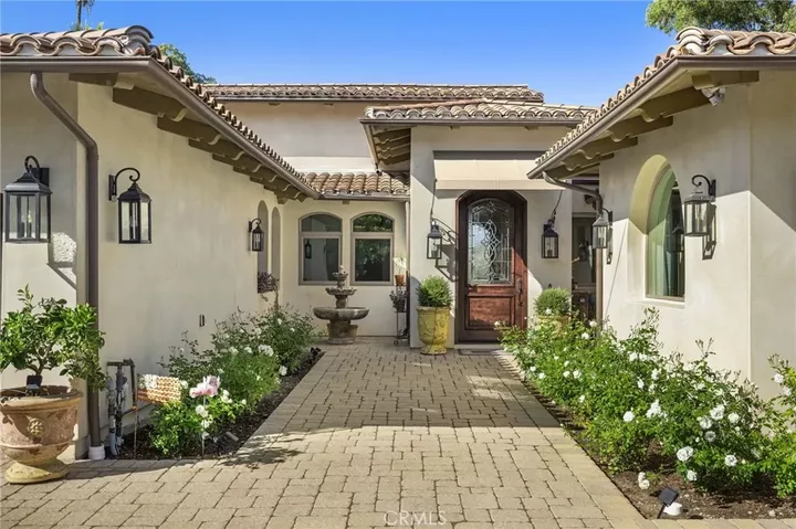Property Photo:  31527 Aguacate Road  CA 92675 