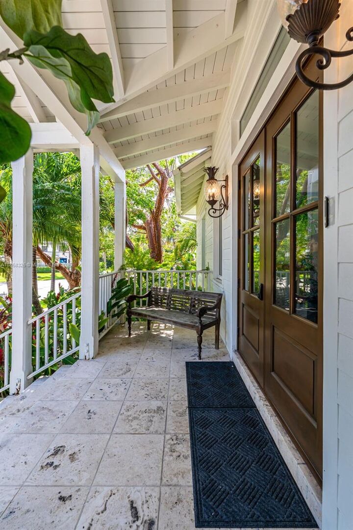 Property Photo: 285 W Enid Dr FL 33149