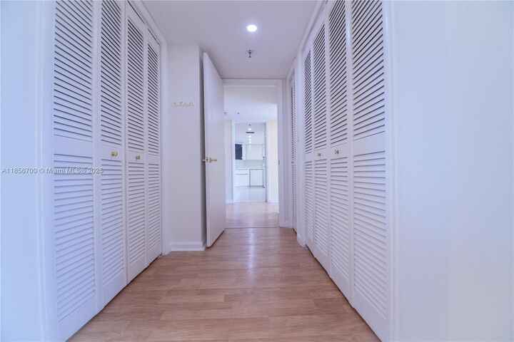 Property Photo: 300 Three Islands Blvd 516 FL 33009