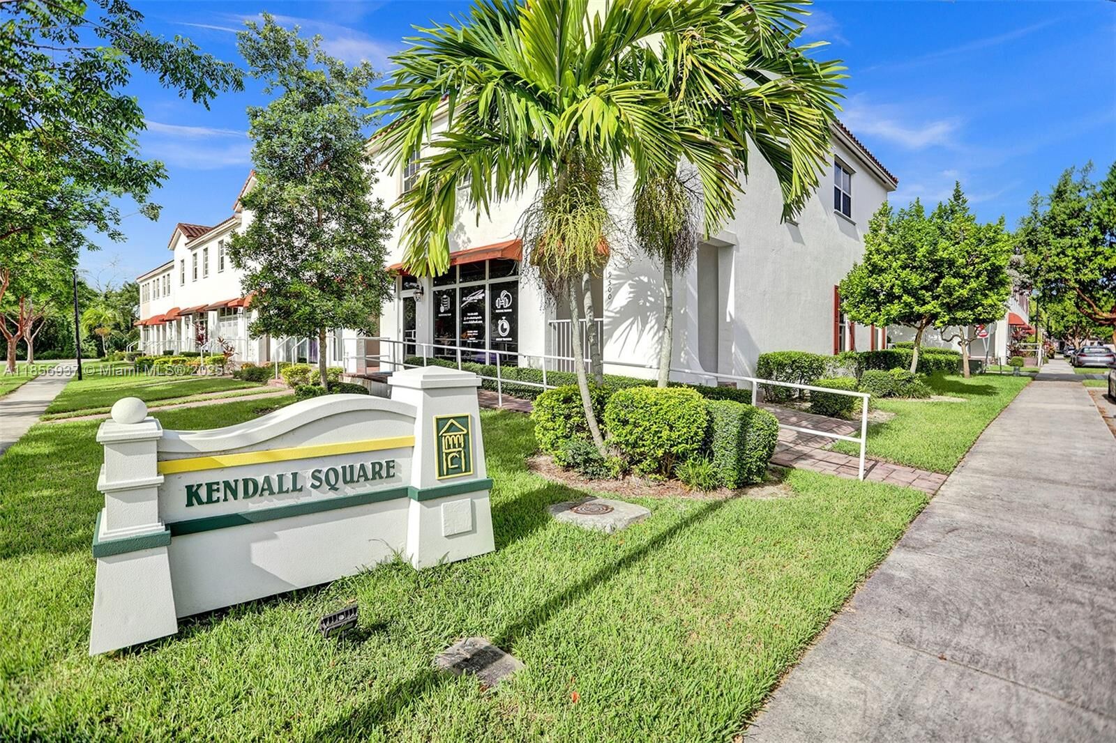 Property Photo:  9500 SW 167th Ave 9500  FL 33196 