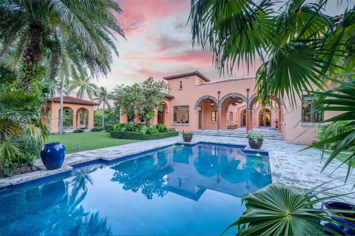 221 Casuarina Concourse  Coral Gables FL 33143 photo