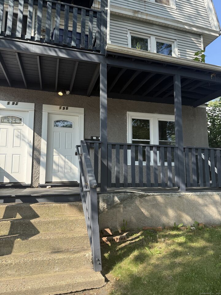 Property Photo:  190 Westland Street  CT 06120