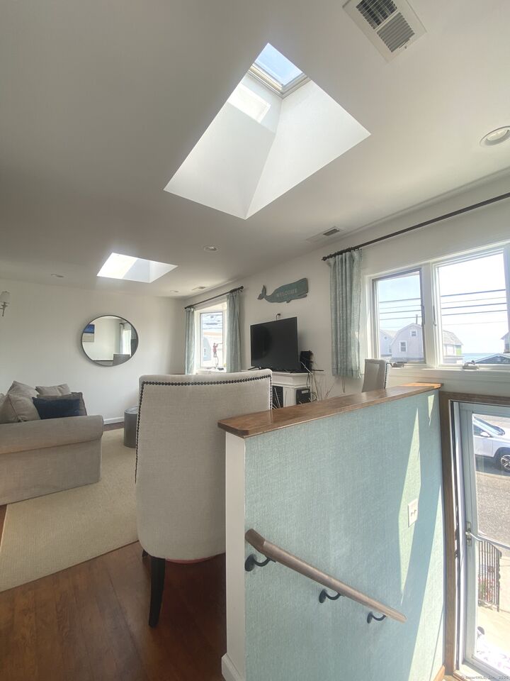Property Photo:  812 East Broadway  CT 06460 