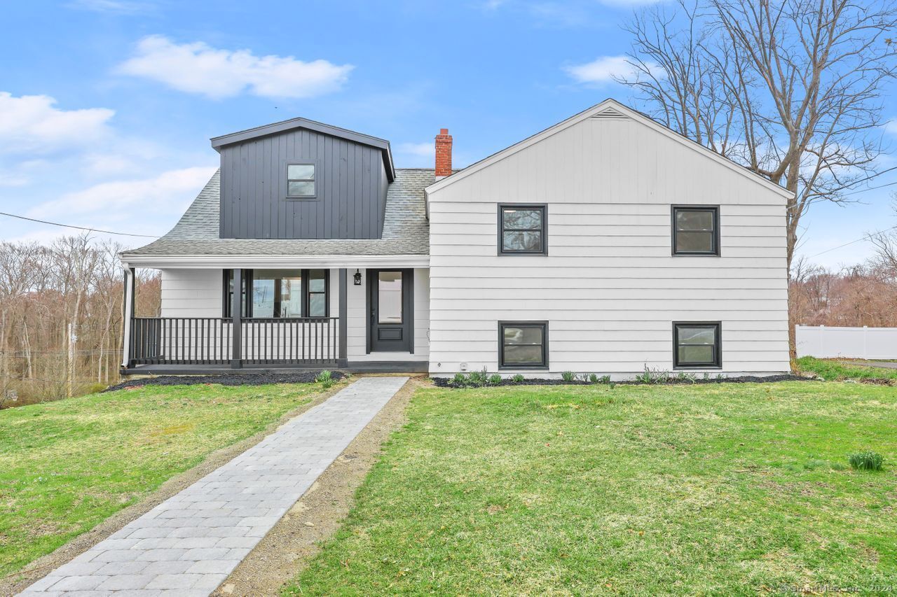 Property Photo:  141 Ridgewood Drive  CT 06460 