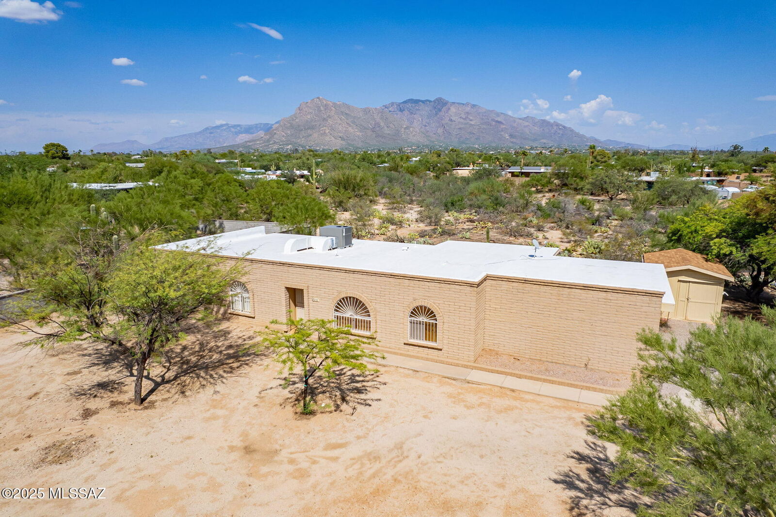 Property Photo:  7300 N Paseo Ronceval  AZ 85704 