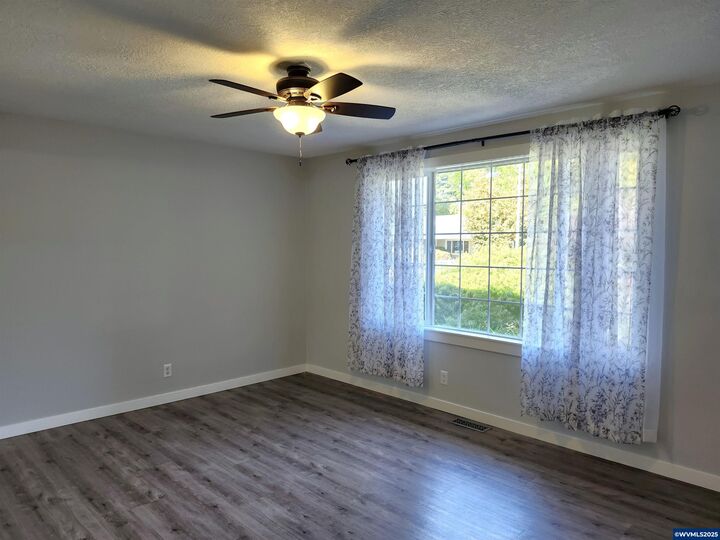 Property Photo:  4770 Dalke Ct NE  OR 97305 