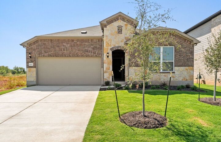 Property Photo:  16817 Catemaco Walk  TX 78653 