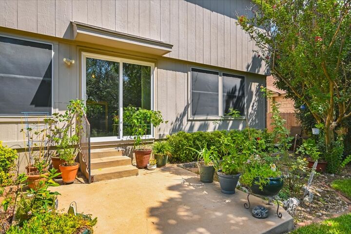 Property Photo: 508 Paso Fino Trail TX 78613