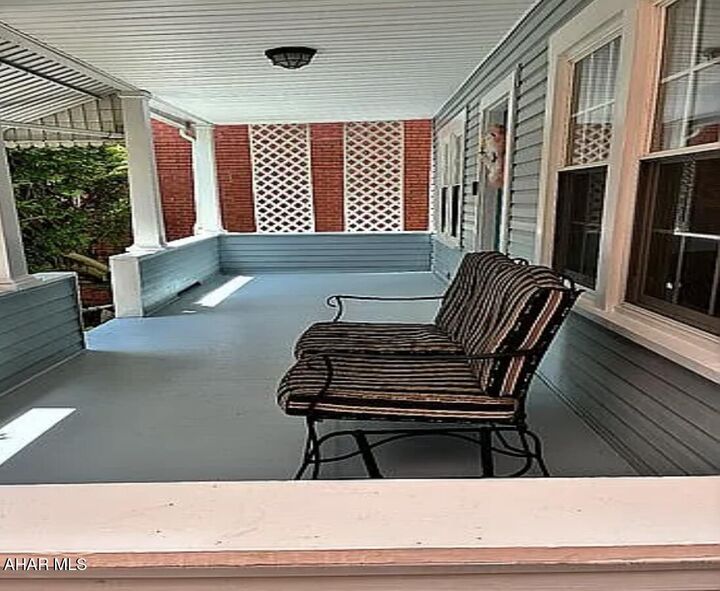 Property Photo:  211 N 9th Avenue  PA 16601 