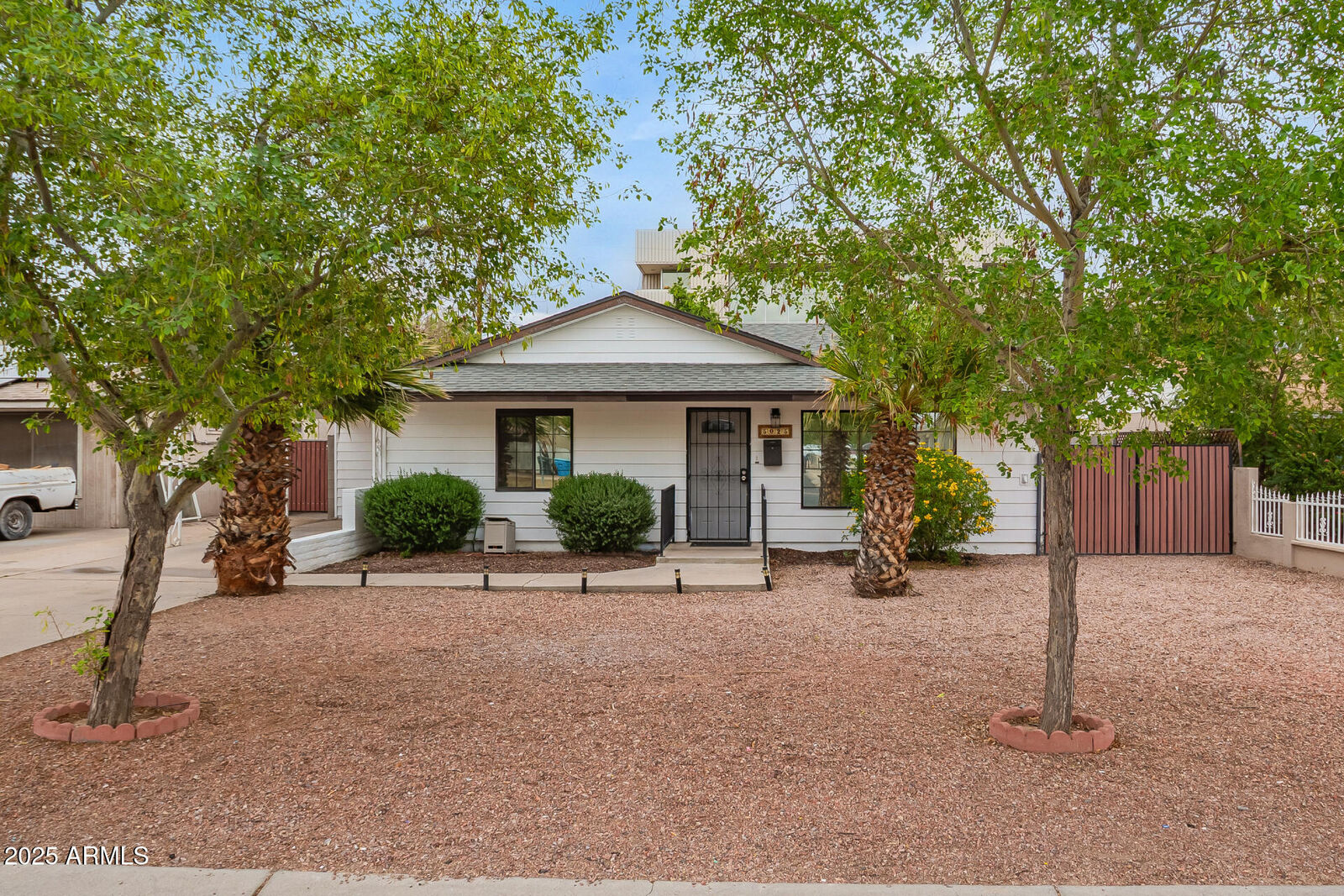 Property Photo:  5025 N 20th Avenue  AZ 85015 