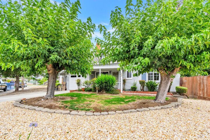 525 Park Lane  Petaluma CA 94954 photo