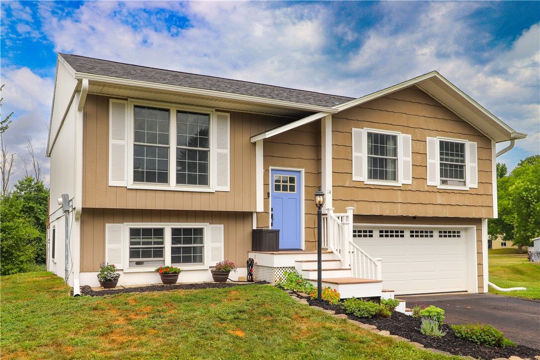 Property Photo:  14 Dogwood Circle  NY 14870 
