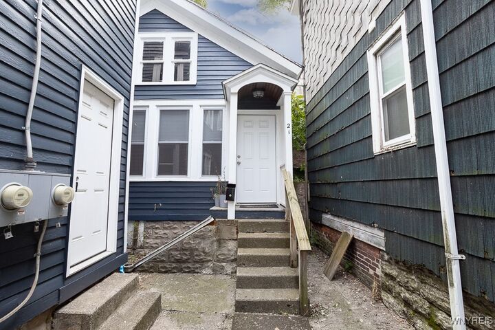 Property Photo:  23 Mariner Street  NY 14201 