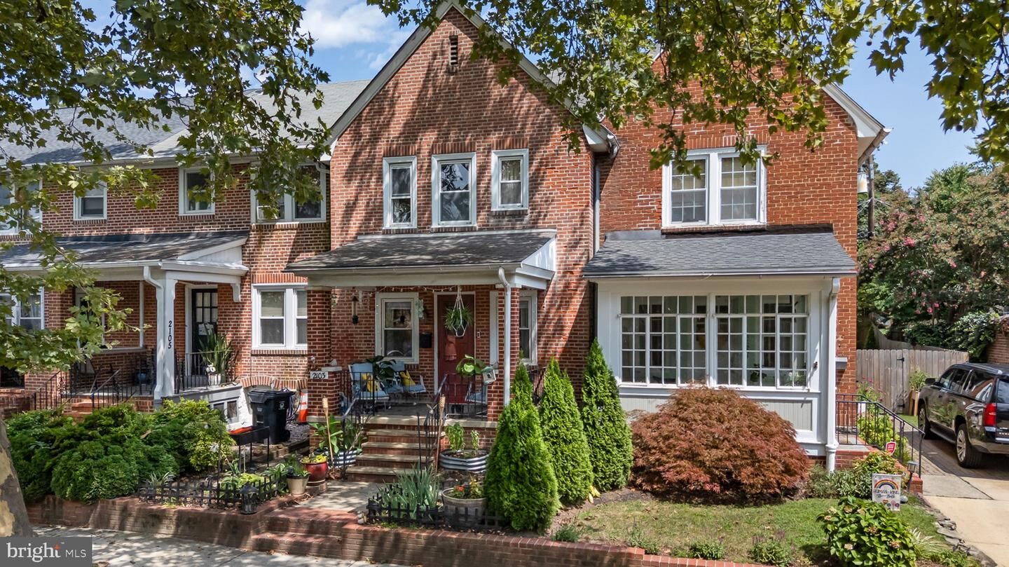 Property Photo:  2103 Gilles Street  DE 19805 