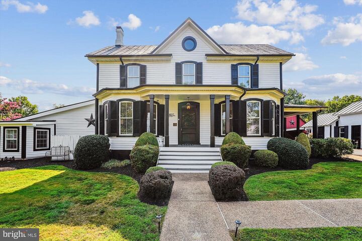 20857 Ashburn Road  Ashburn VA 20147 photo