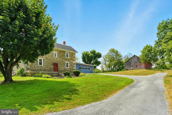 450 Piketown Road  Harrisburg PA 17112 photo