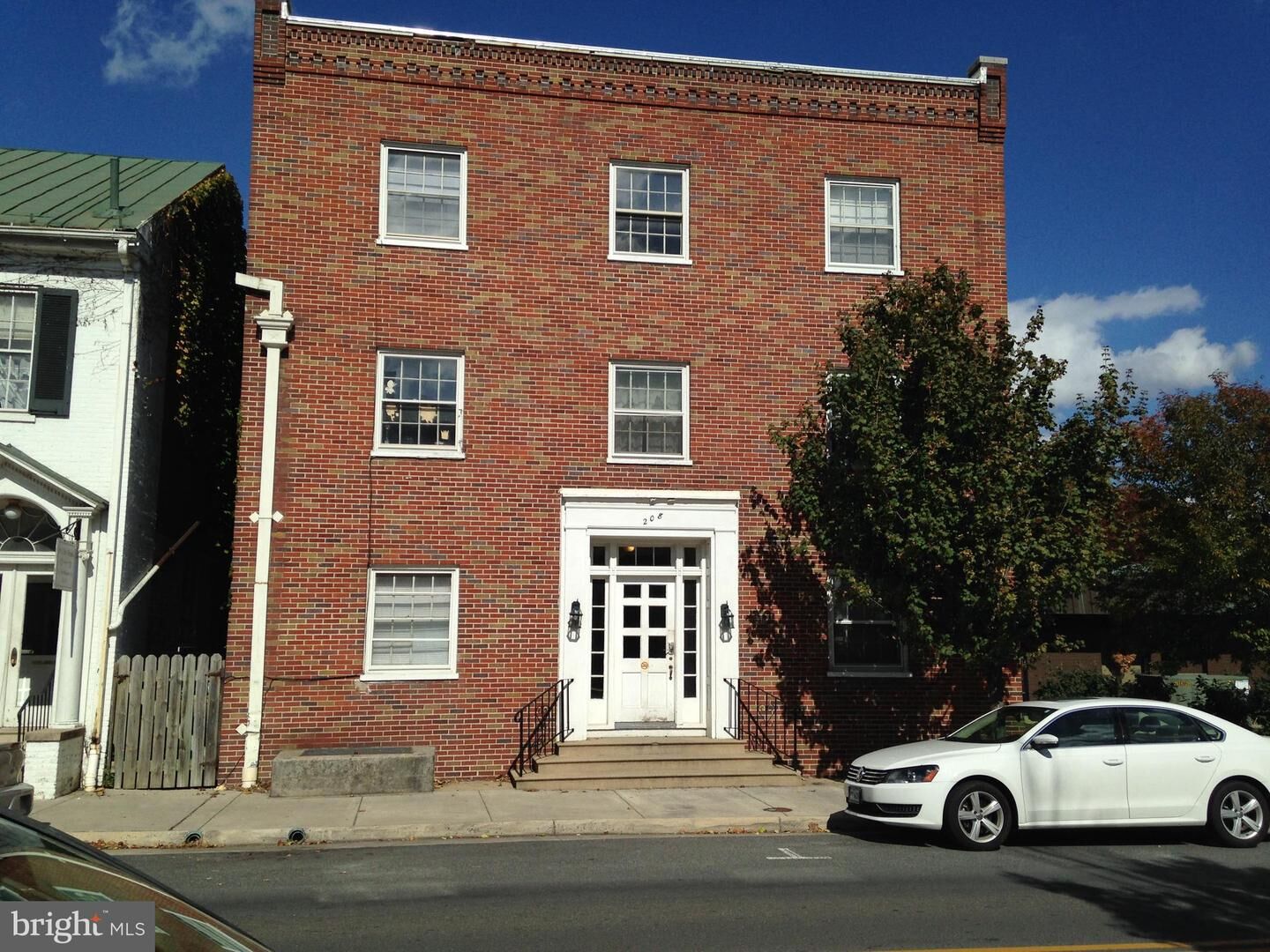 Property Photo:  208 W Boscawen Street 6  VA 22601 