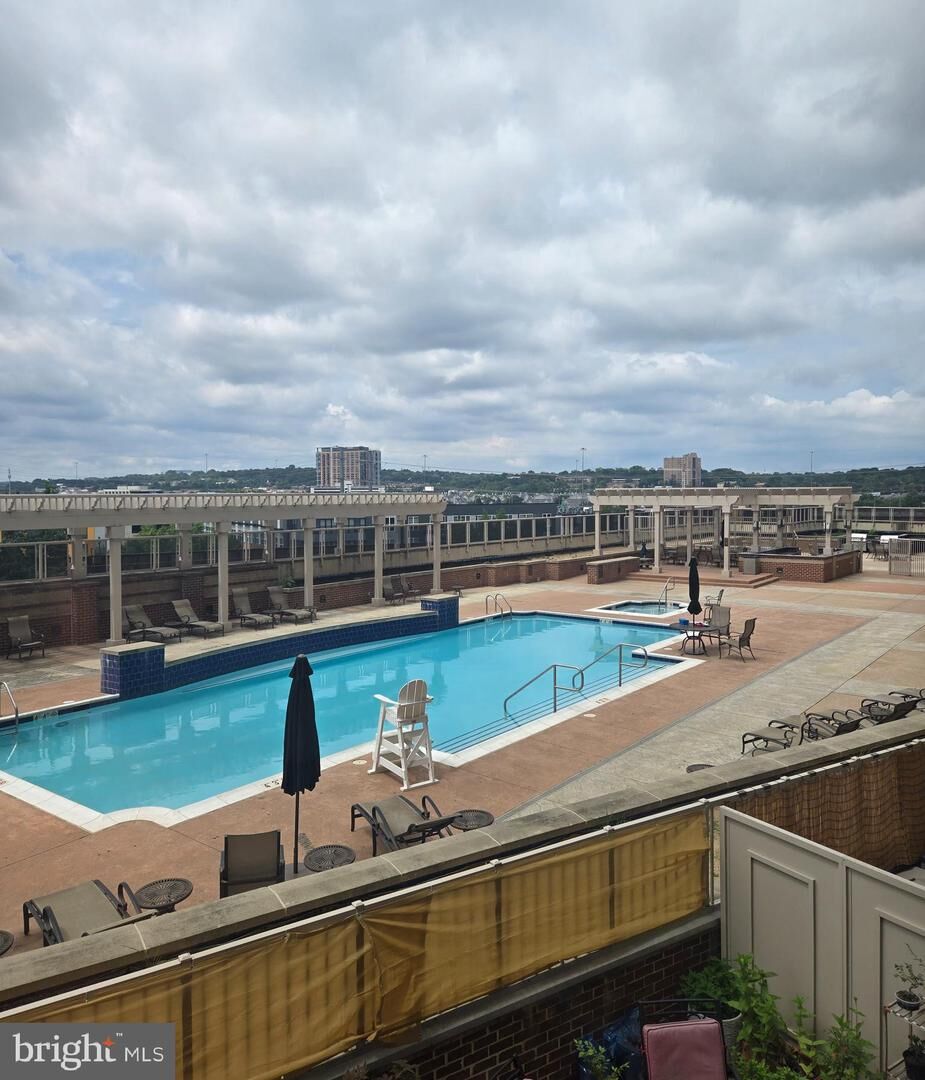 Property Photo:  2451 Midtown Avenue 821  VA 22303 