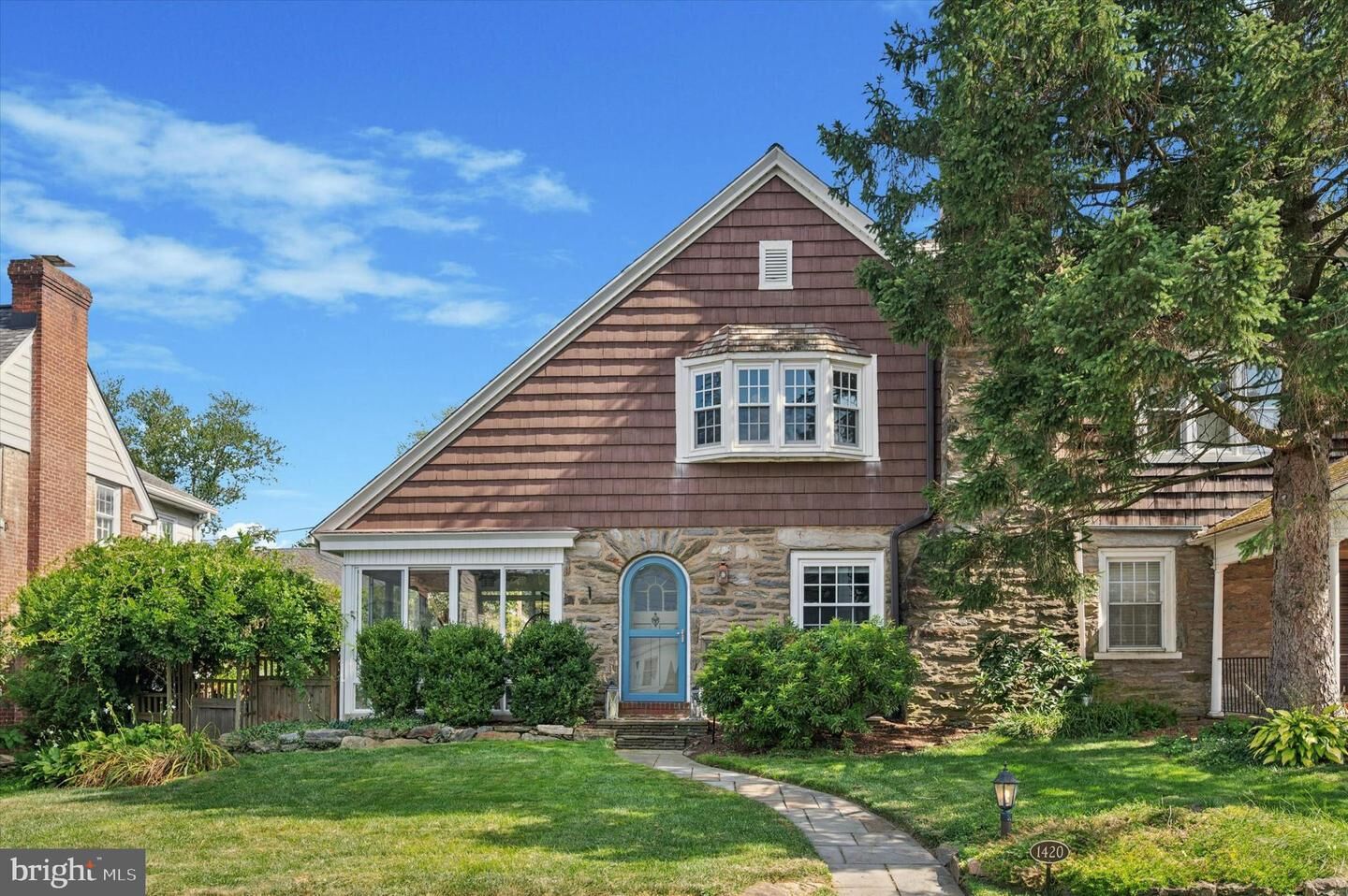 Property Photo:  1420 Surrey Lane  PA 19096 