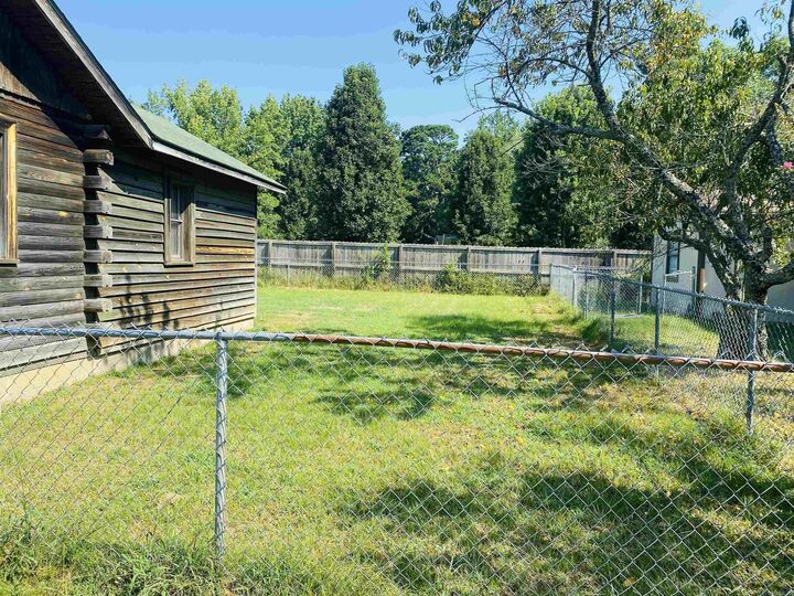 Property Photo: 1803 Bolton AR 71953