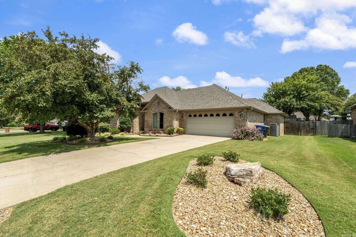 Property Photo:  3045 Dallas Loop  AR 72034 