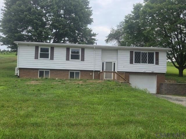 Property Photo:  1900 Fleming Road  PA 15701 