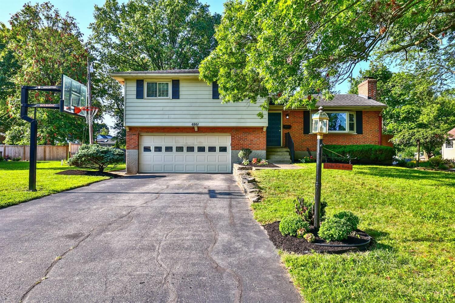 Property Photo: 6951 Miami Hills Drive OH 45243