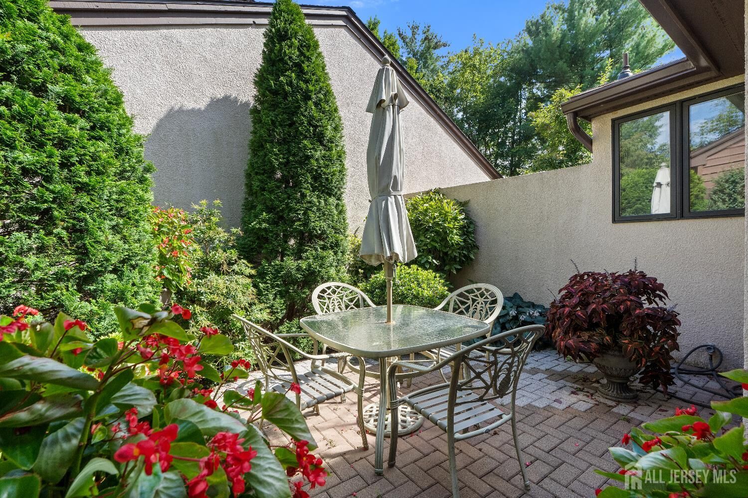 Property Photo:  234 Sayre Drive  NJ 08540 