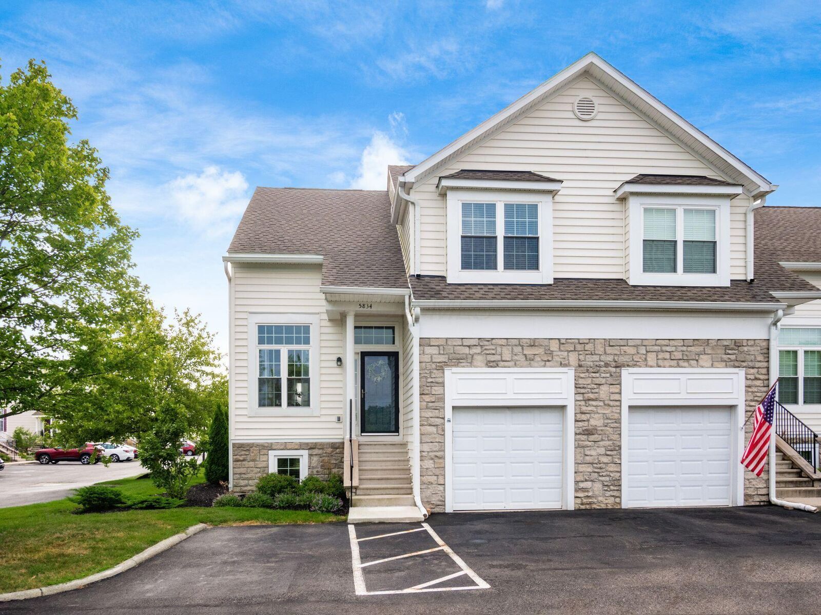 Property Photo:  5834 Aristides Way  OH 43054 