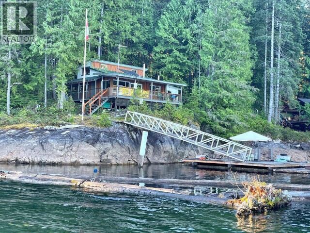 A-10640 Powell Lake — photo 1