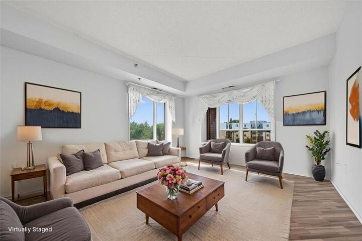 Property Photo:  15 Valhalla Drive  MB R2G 4G8 