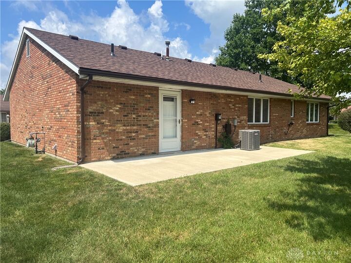 Property Photo: 2912 Avery Circle OH 45503