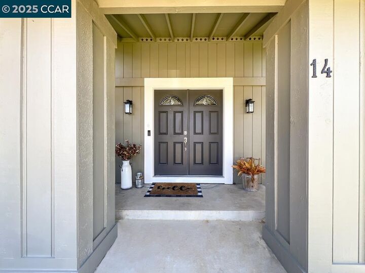 Property Photo: 14 Mt Eden Pl CA 94517