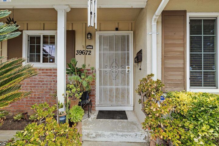 Property Photo:  39672 Blacow Rd  CA 94538 