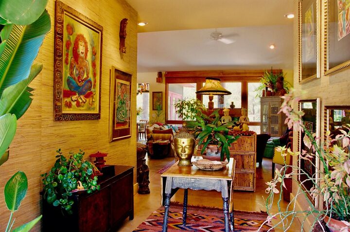 Property Photo:  