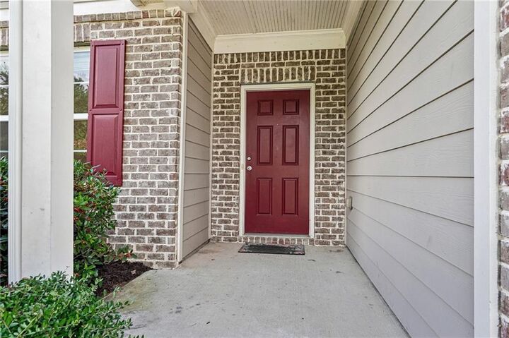 Property Photo:  6417 Barker Station Walk  GA 30518 