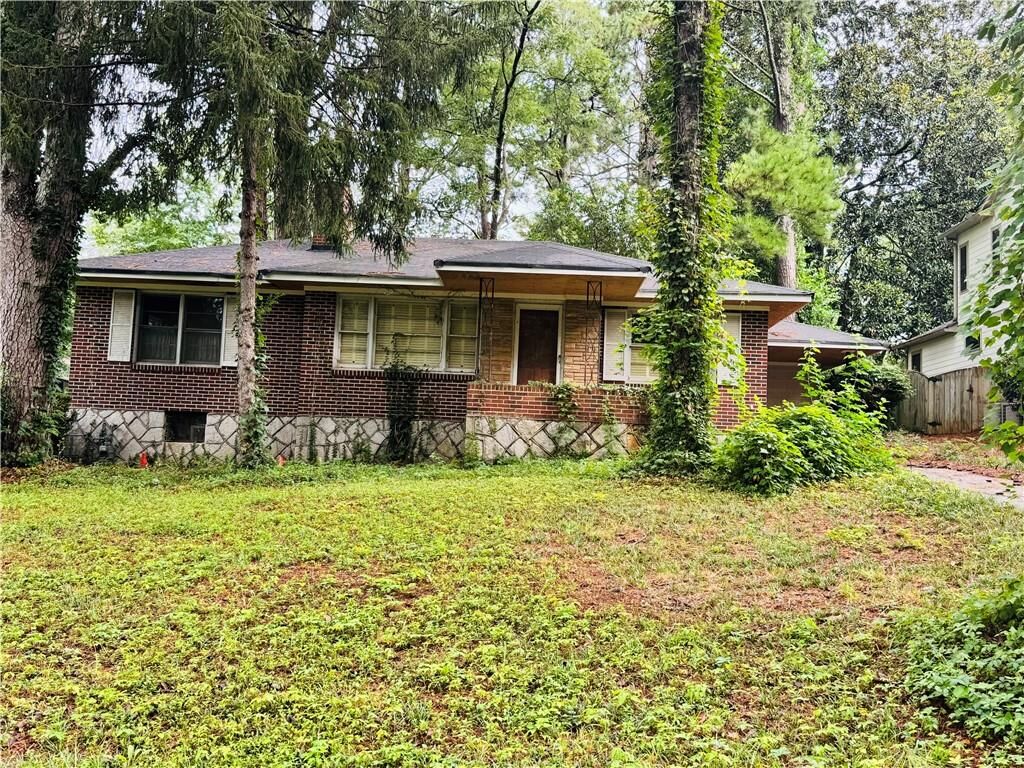 Property Photo:  2284 Ferndale Drive  GA 30030 