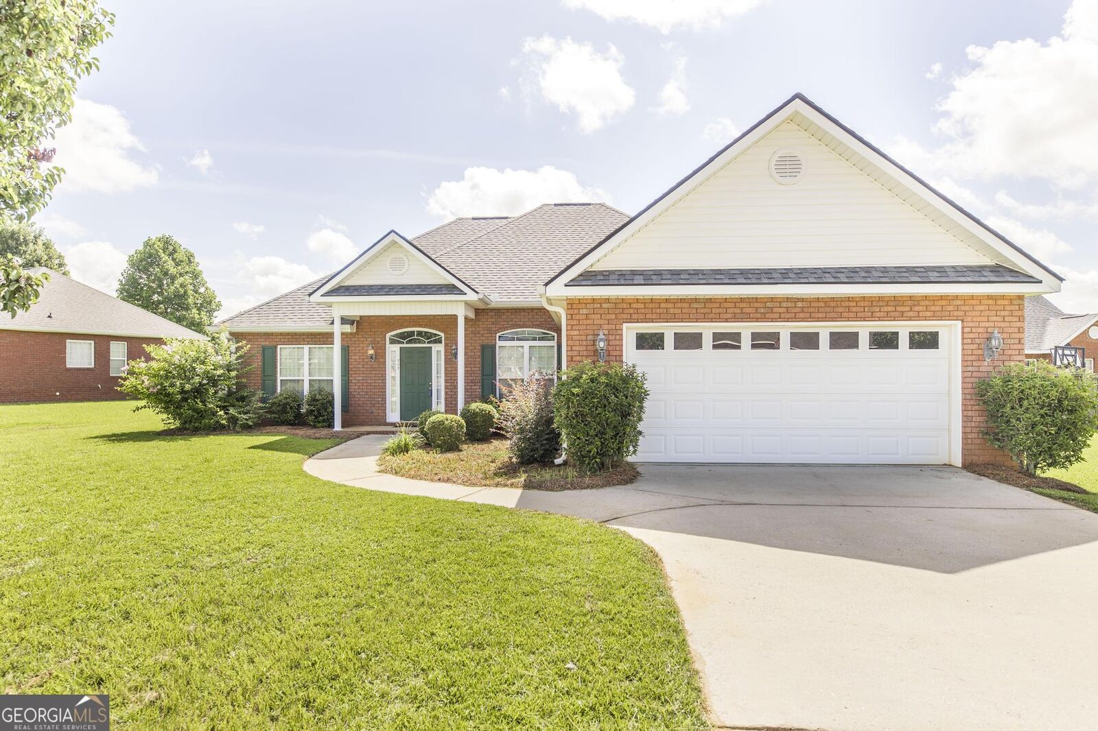 Property Photo:  202 Huntwood Lane  GA 31047 