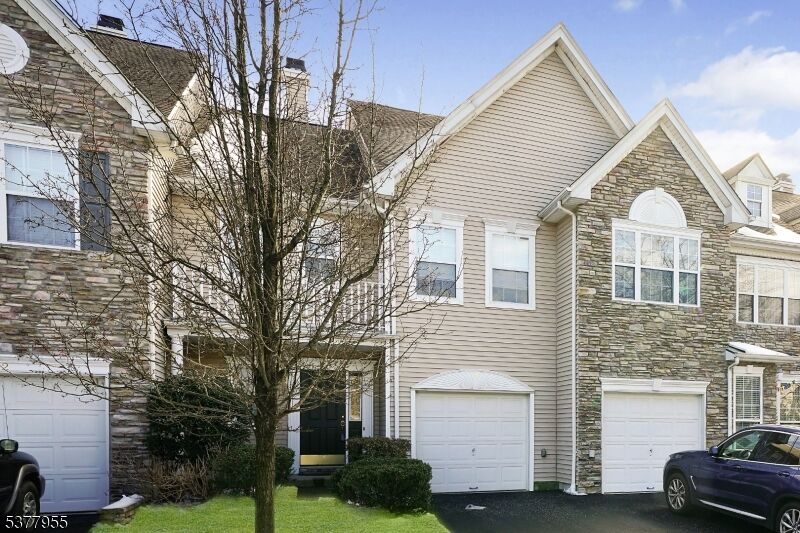 Property Photo:  4 Cannon Ct.  NJ 07920 