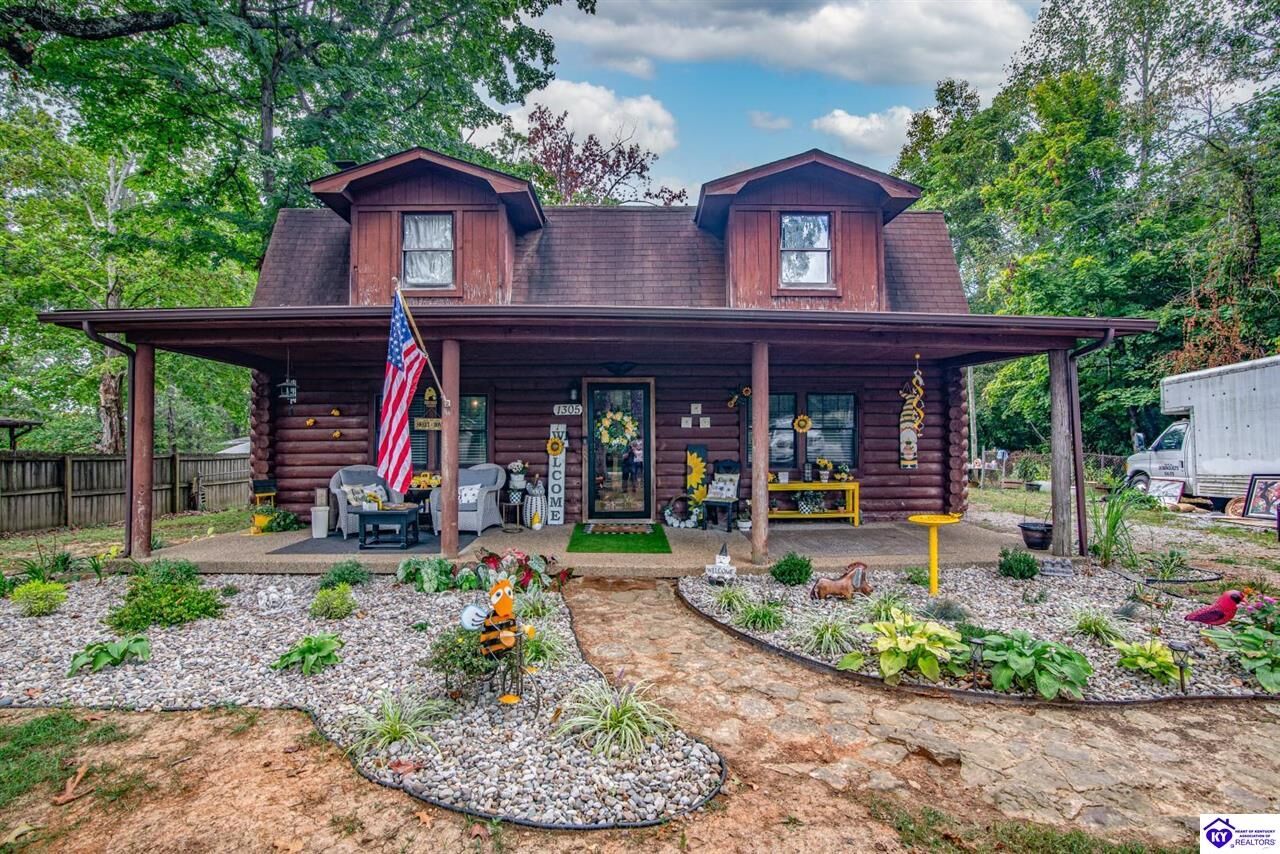 Property Photo:  1305 Jones Street  KY 40160 