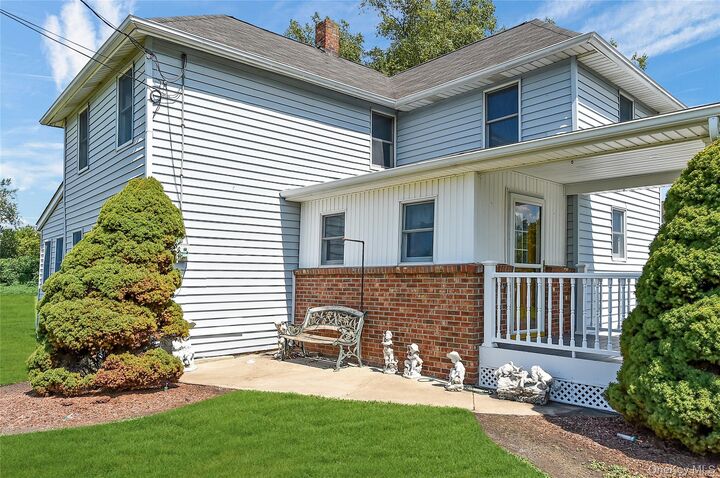 Property Photo:  47 Greycourt Avenue  NY 10918 