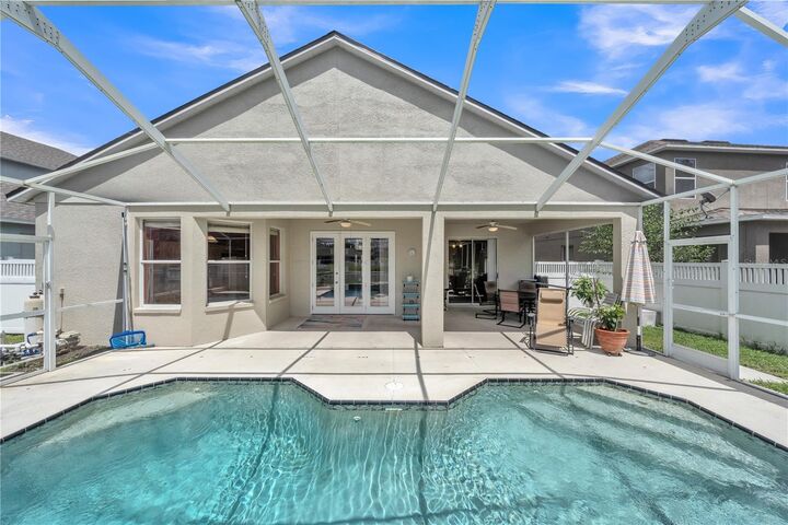 Property Photo:  8304 Moccasin Trail Drive  FL 33569 
