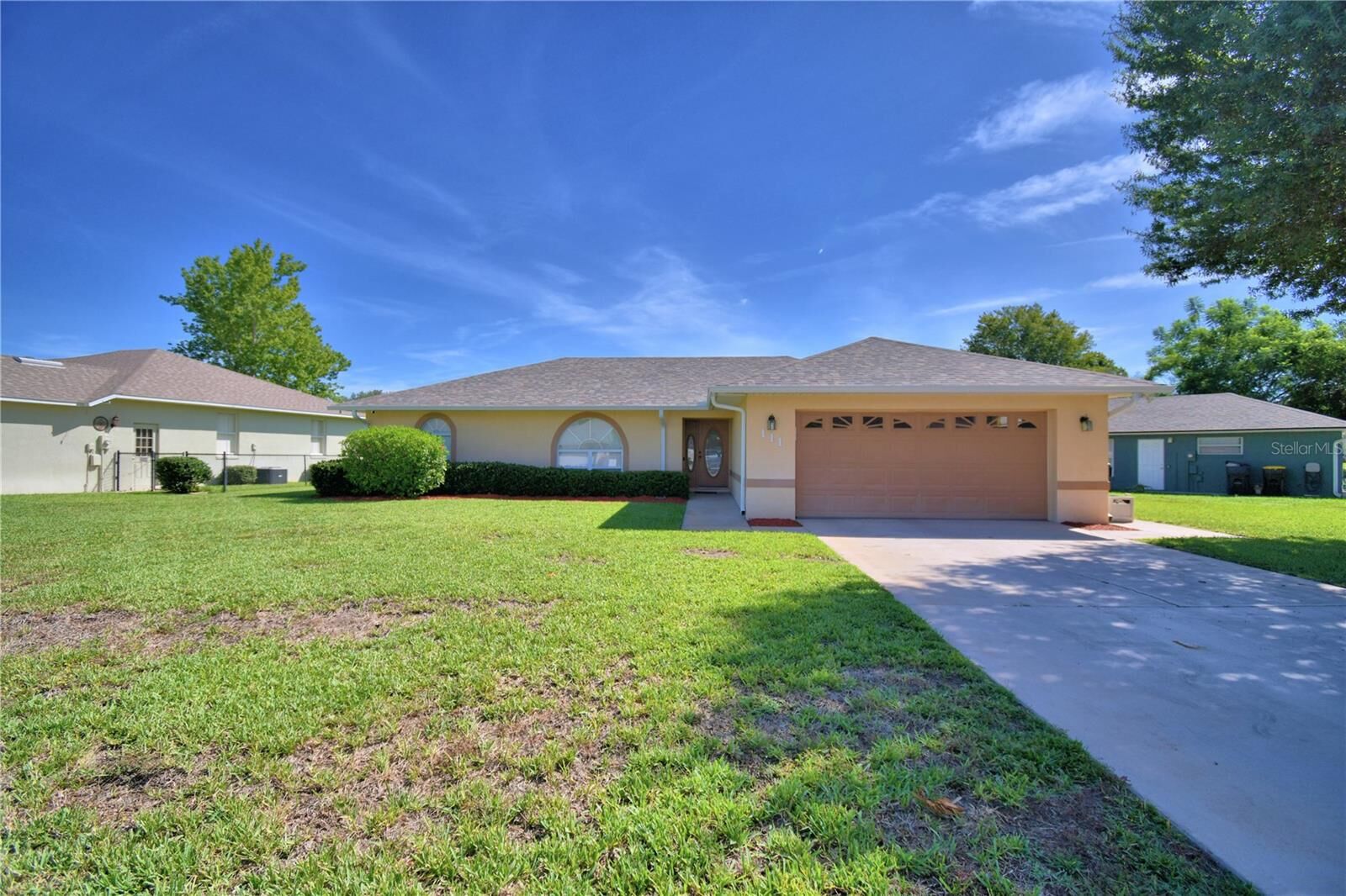 Property Photo: 111 Waterview Circle FL 33823