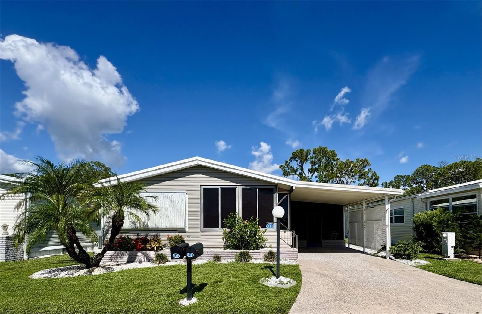 Property Photo:  113 Rarotonga Road  FL 34287 