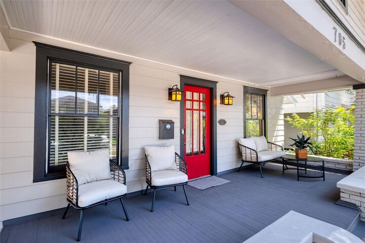 Property Photo:  705 E Pine Street  FL 32801 