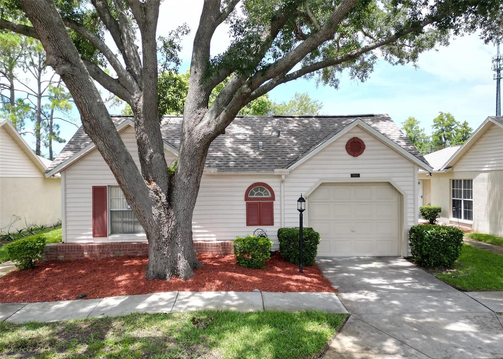 Property Photo: 4907 Cathedral Court FL 34655