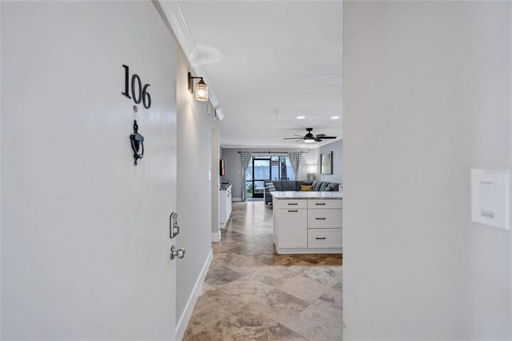 Property Photo: 116 Vista Hermosa Circle 106C FL 34242